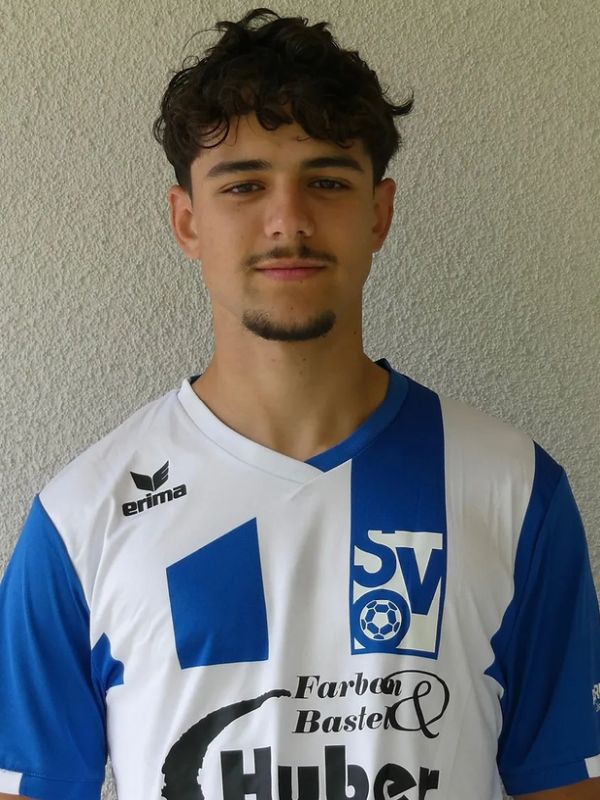11 Elias Roßwinkel