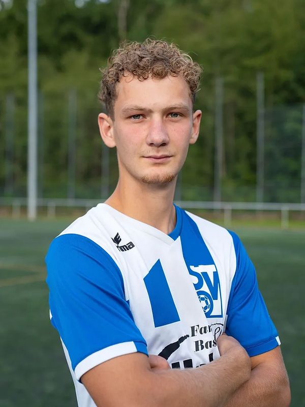16 Max Hartwig