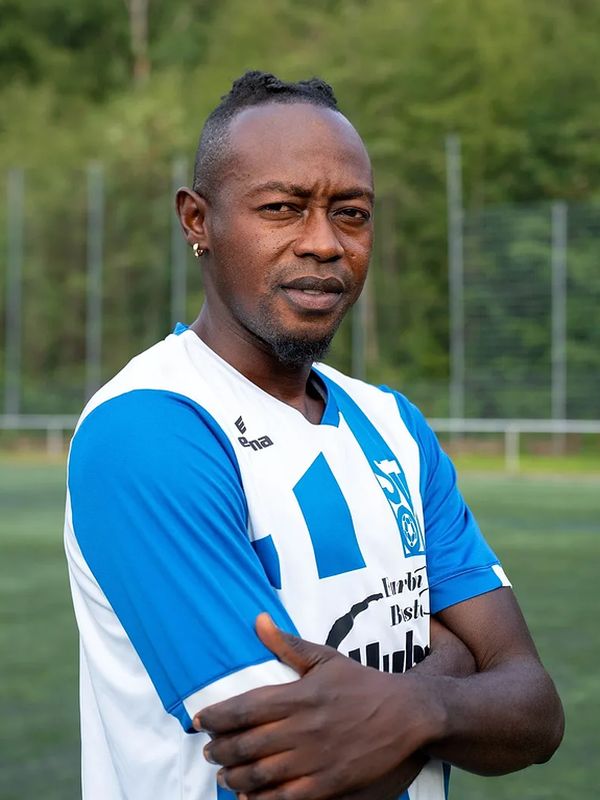 12 Mohamed Camara