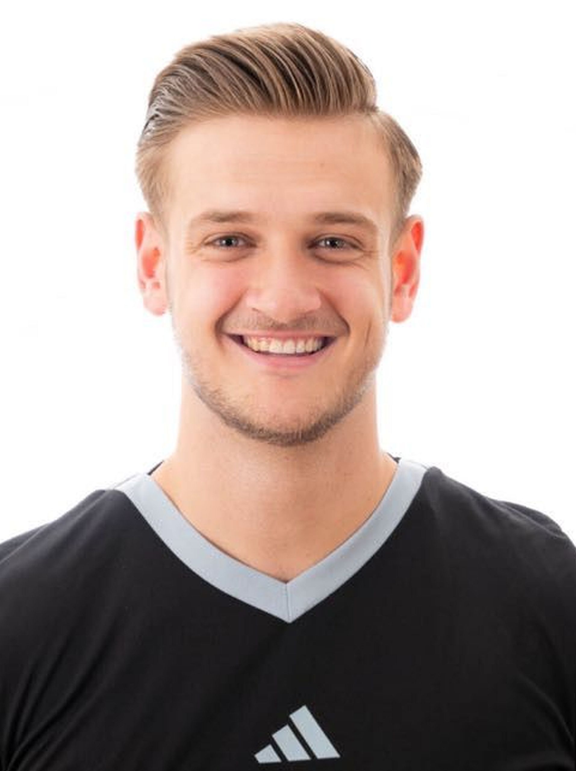 Niklas Pfau