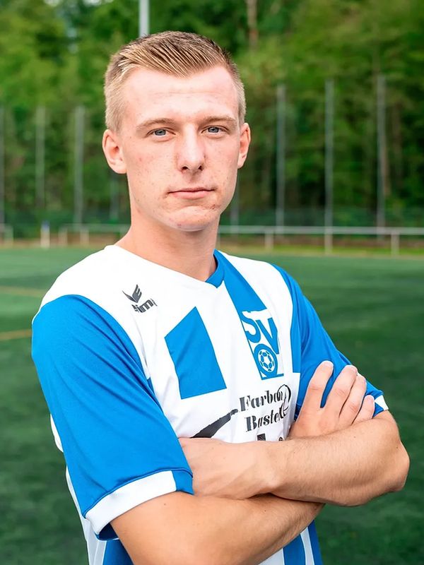 8 Pius Tisch